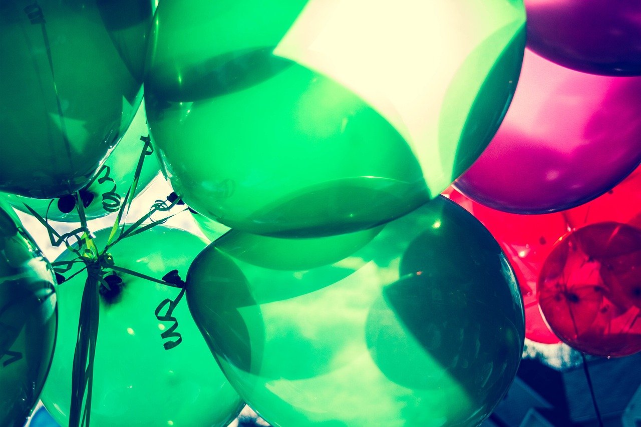 balloons, celebrate, celebration, helium balloons, birthday balloons, happy birthday, birthday party, party balloons, birthday celebration, decoration, fun, party, floating, balloons, balloons, celebration, party, party, party